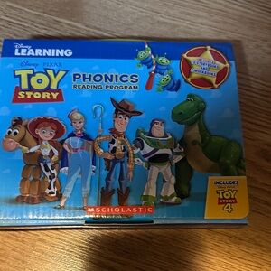 Scholastic Toy Story Phonics Reading Program - Blue and Green
